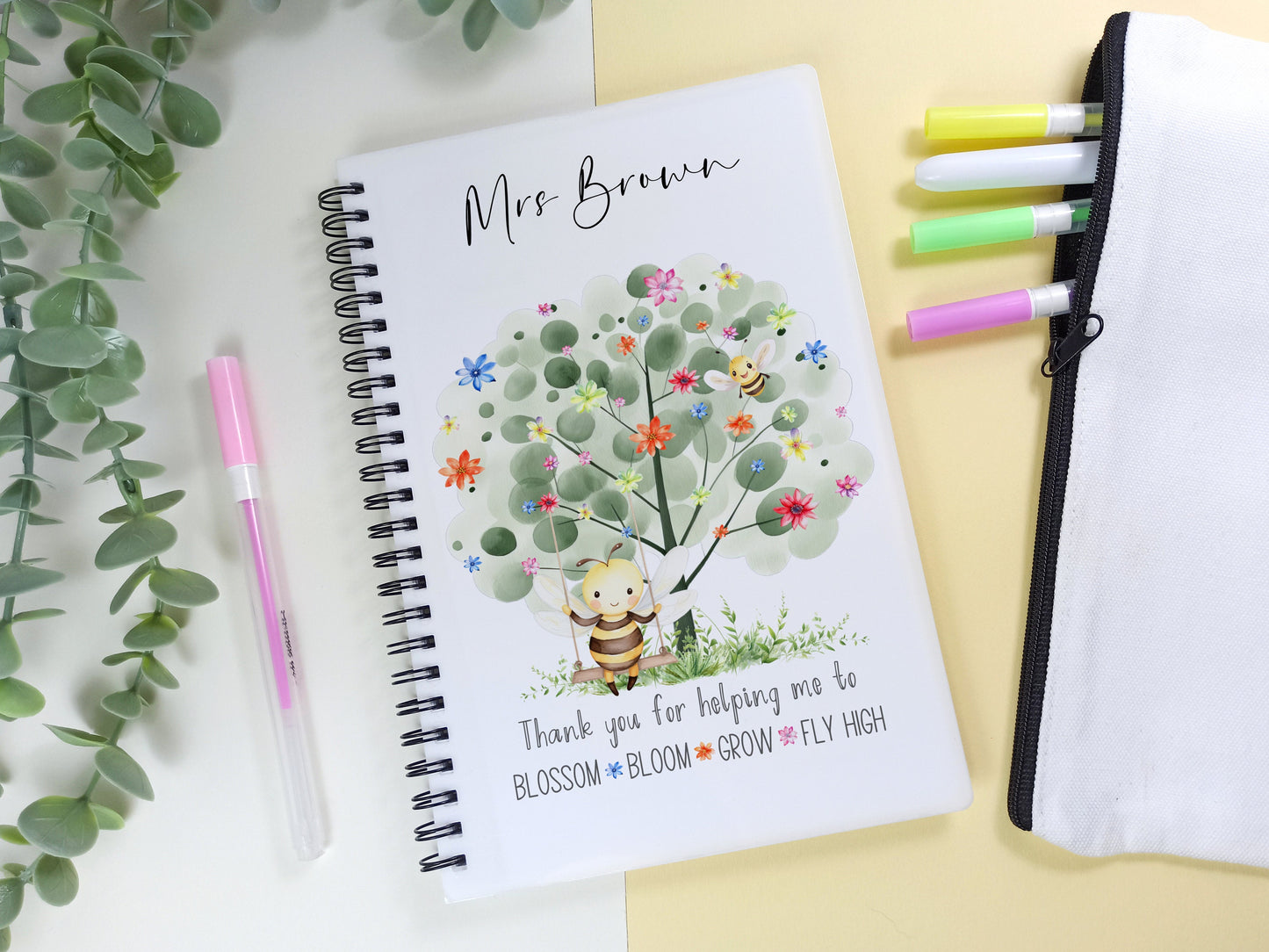 Personalized Teacher Notebook: Bee Design, End of Term Gift